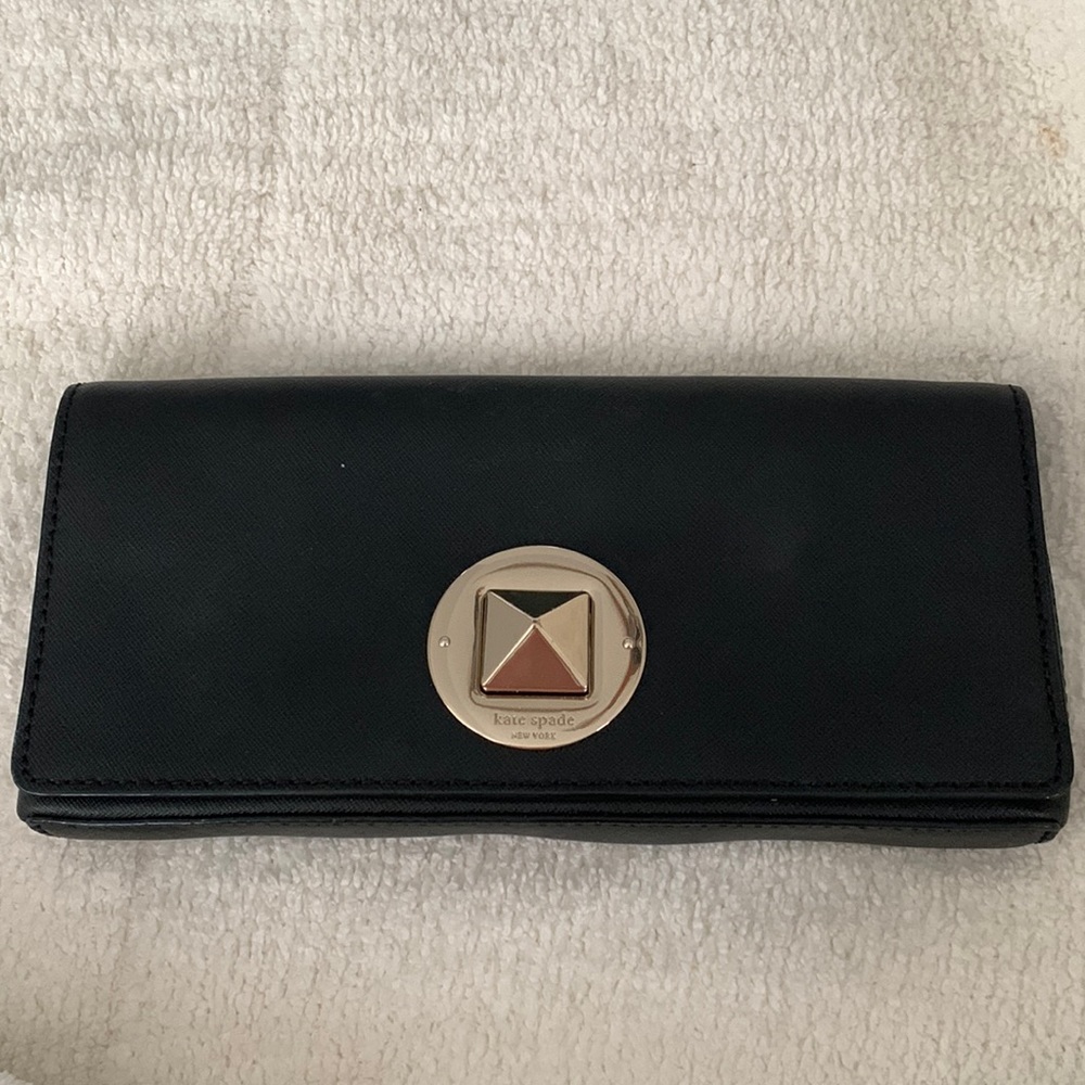 GUC Kate Spade clutch